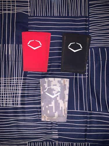 3 EvoShield Wrist Guards