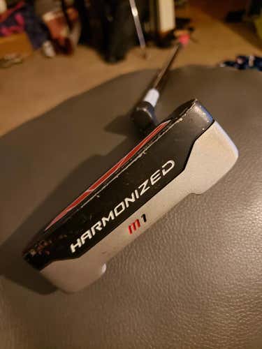 Used Men's Wilson Right Handed Blade Putter 35"