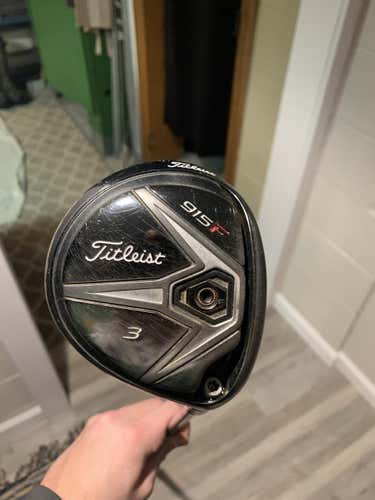 Used Men's Titleist Right Handed 915F Fairway Wood Stiff Flex 3 Wood