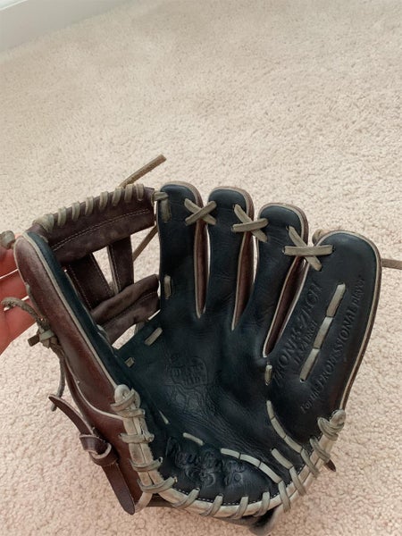 Brown Used Right Hand Throw Manny Machado Model 11.75" Baseball Glove - Discontinued
