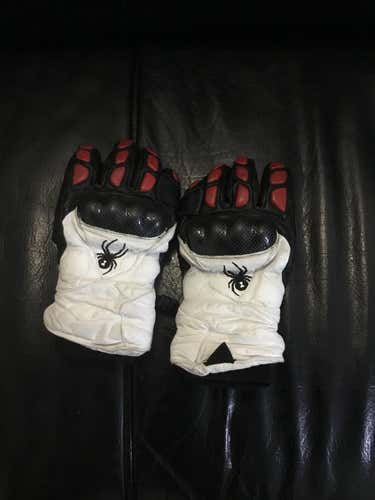 Used boys Spyder race gloves, size medium. $10 or best offer. Proceed goes to charity