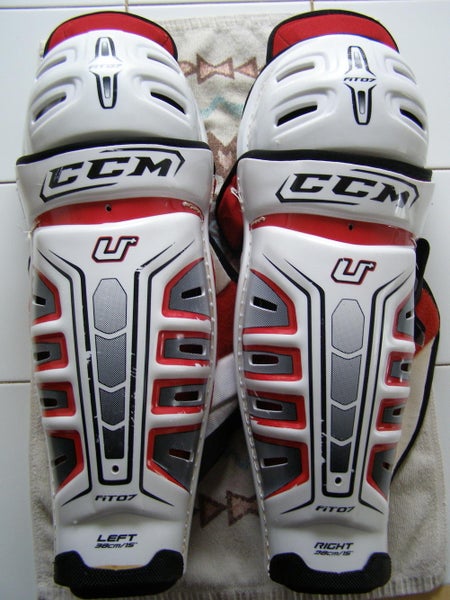 USED CCM U FIT 07 SHIN PADS 15"