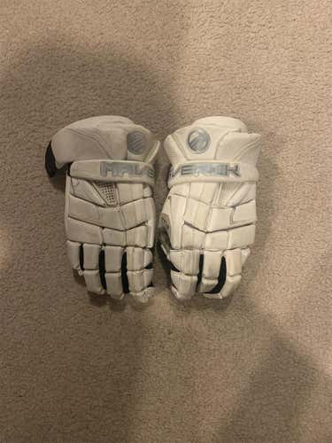 Used White Maverik M4 13" Lacrosse Gloves