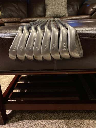 Men's Right Handed Eye 2 + Regular Flex Steel Shaft Iron Set