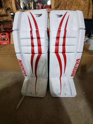 Used 34+1 Vaughn Velocity V7 XF Pro Carbon Goalie Leg Pads