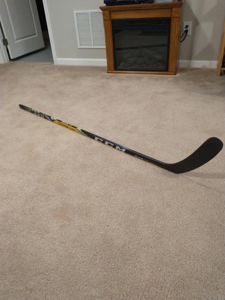 Used Senior CCM Right Handed 4092 Hockey Stick Mid Pattern