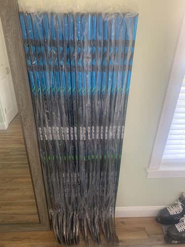 New Bauer Nexus Geo RH 77 P92 Stick