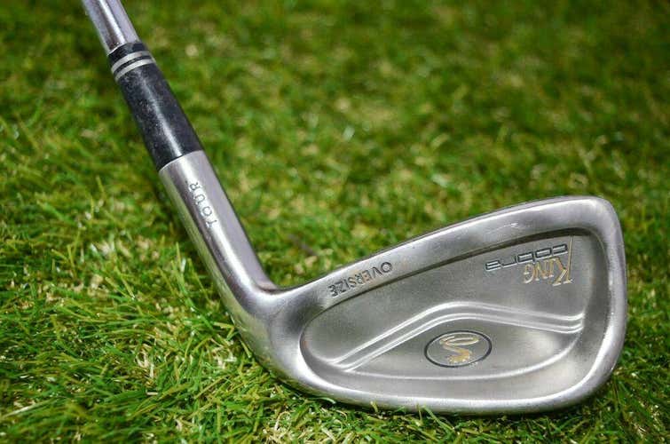 King Cobra 	Oversize Tour 	4 Iron 	Right Handed 	38.5"	Steel 	Firm 	New Grip