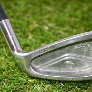 King Cobra 	Oversize 	9 Iron 	Right Handed 	36"	Steel 	Stiff	New Grip