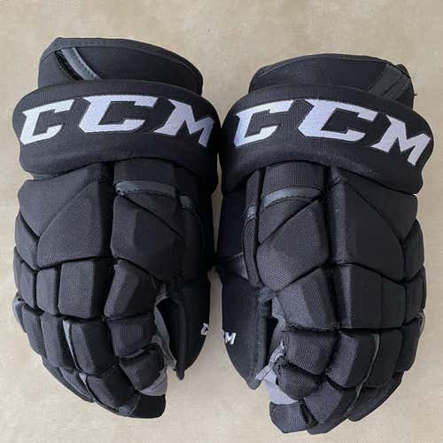 New CCM HG12 13" Colorado Avalanche Pro Stock Gloves