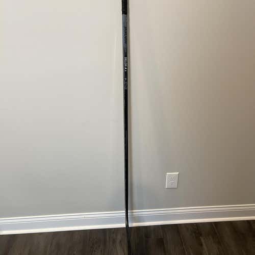 Senior Left Hand P92M P92 Max Height Bauer Team Nexus Mid Pattern Pro Stock Hockey Stick