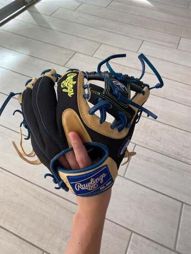 Black High School/College Infield Heart of the Hide 11.5" Baseball Glove