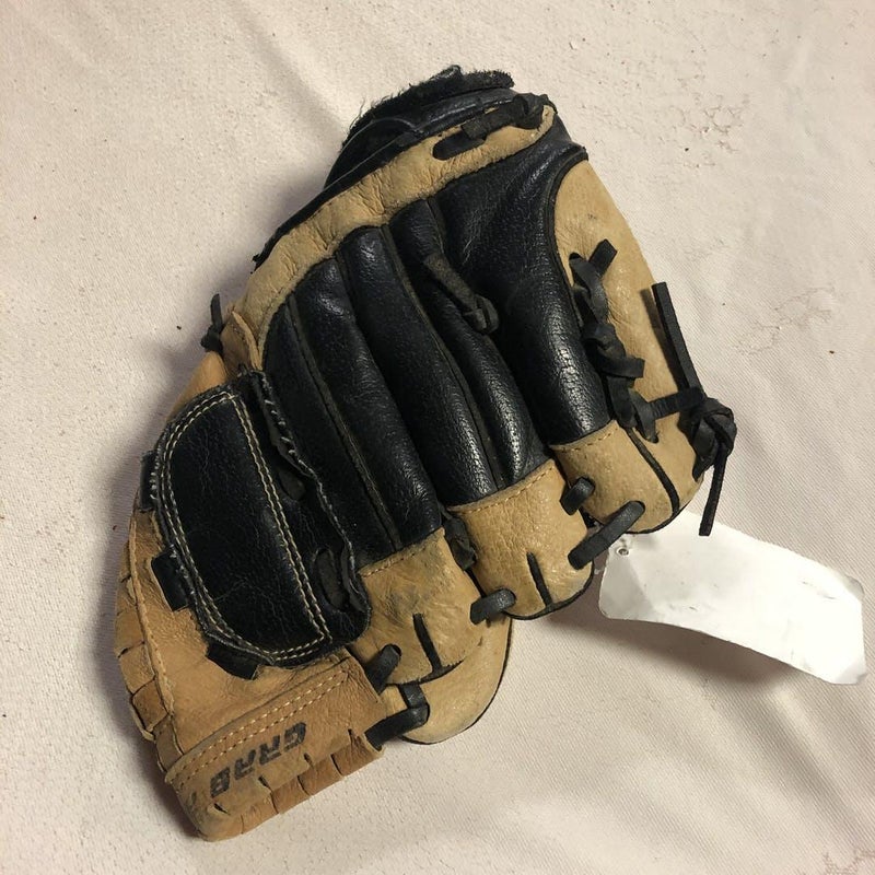 Davis Relacing - Wrapped up this Gloveworks X Davis