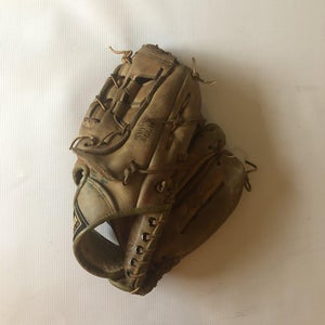 Used Wilson A2154 11" Baseball & Softball Fielders Gloves