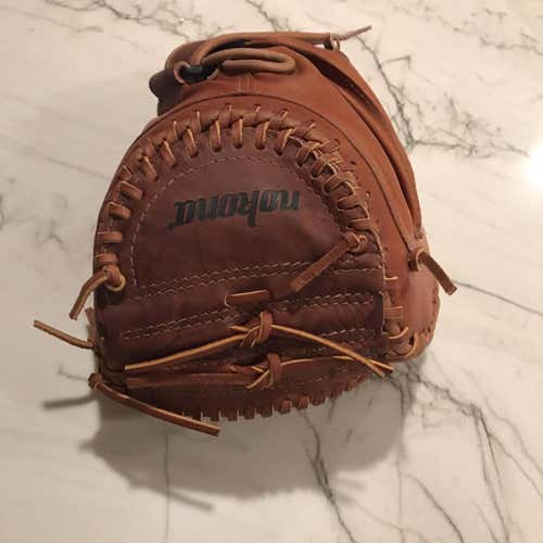 Brown Adult Catcher's Buckaroo 32.5" Softball Glove