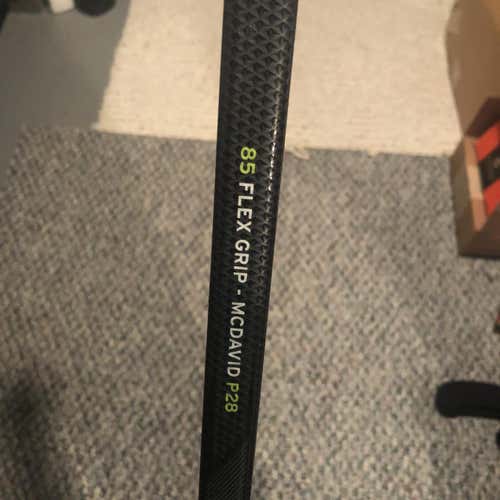 Senior Right Handed RibCor 64k Hockey Stick