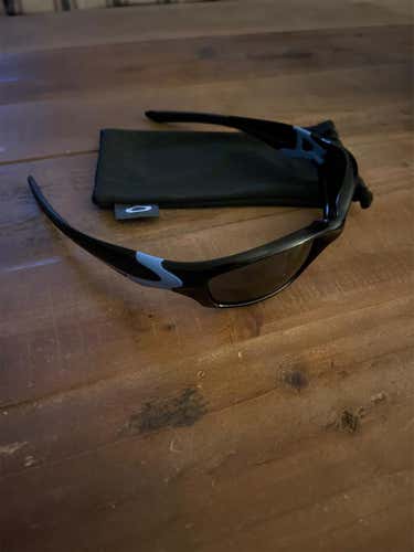 Brand New Custom Never Worn Oakley Straight Jacket Sunglasses