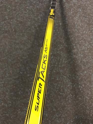New CCM Super Tacks AS2 Pro Hockey Stick Right P88 75flex