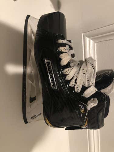 Used Senior Bauer Supreme 2s Pro Hockey Goalie Skates Regular Width Size 6