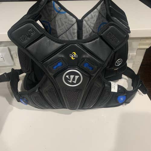 New Medium Warrior Evo Pro HitLyte Shoulder Pads