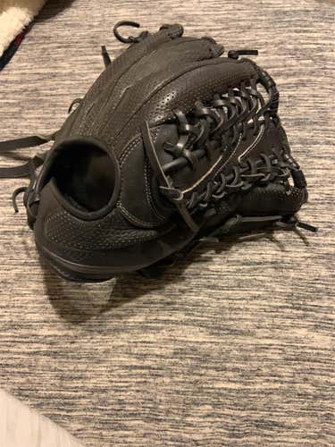 Black High School/College Outfield MVP Edge 12.5" Baseball Glove