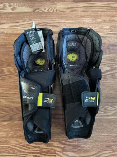 Senior Bauer Supreme 2S Pro Shin Pads