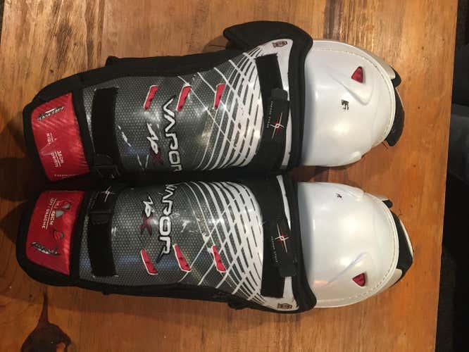 Used Senior Bauer Vapor Shin Pads