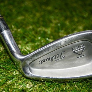 Titleist 	Dci Oversize + 	8 Iron 	Right Handed 	36.25"	Steel 	Stiff	New Grip