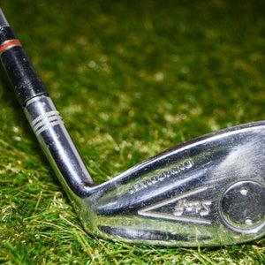 Wilson Staff	Dynapower 	8 Iron 	Right Handed 	36"	Steel 	Stiff	New Grip