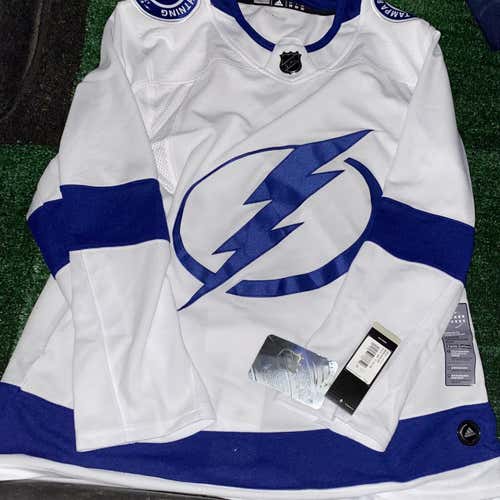 Size 50 NHL Adidas Authentic Tampa Bay Lightning Jersey *Retail 179.99