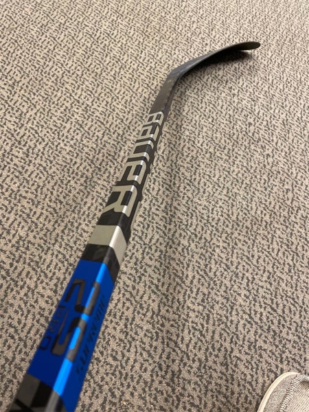 Senior Left Hand Supreme 2S Pro P28 Pro Stock 87 Flex Hockey Stick