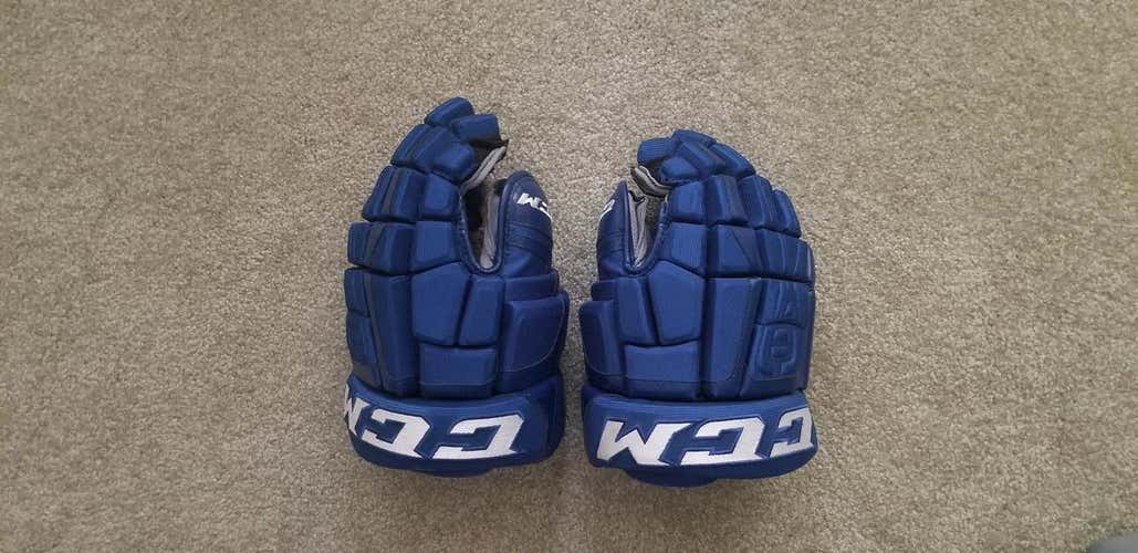 Used Blue CCM CL Pro Gloves 14 in.