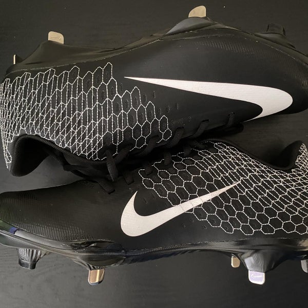 Nike Lunar Vapor Ultrafly Elite 2 Men's Baseball Cleats Model AO7946-012  $110