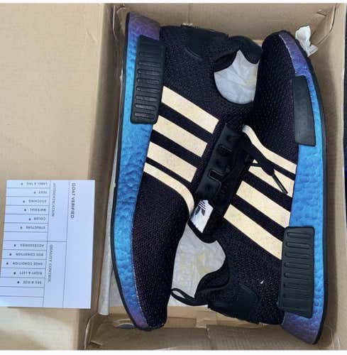 New Adidas NMD R1 Shoes