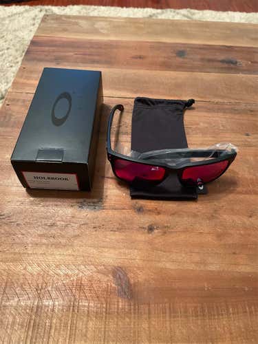 Brand New Oakley Holbrook Sunglasses