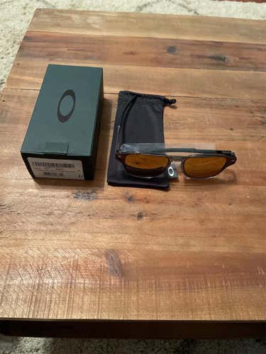 Brand New Oakley Coldfuse Sunglasses