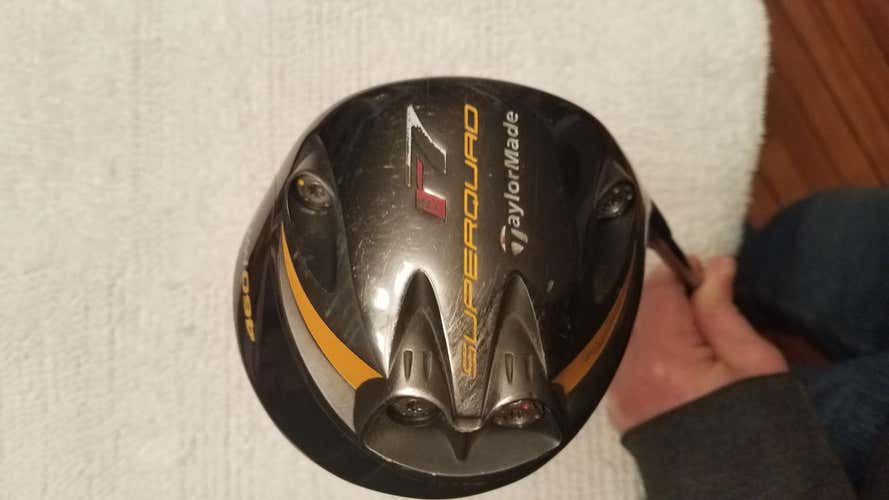 Used Men's TaylorMade Right Handed r7 superquad Driver Regular Flex 9.5 Loft
