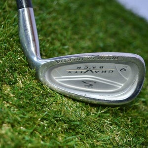 Cobra 	Gravity Back 	9 Iron 	Right Handed 	36"	Graphite 	Regular	New Grip