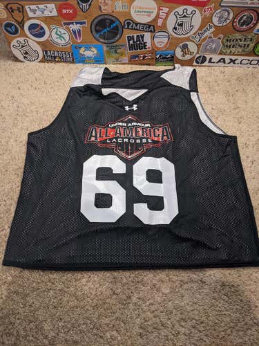#69 Under Armour All-America L/XL Reversible