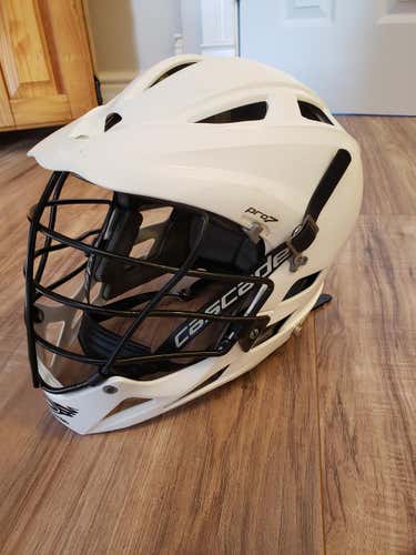 White Used Adult Player's Cascade Pro7 Helmet