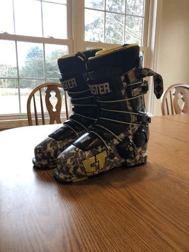 Used Men's Full Tilt Park Tom Wallisch Pro LTD Ski Boots Medium Flex