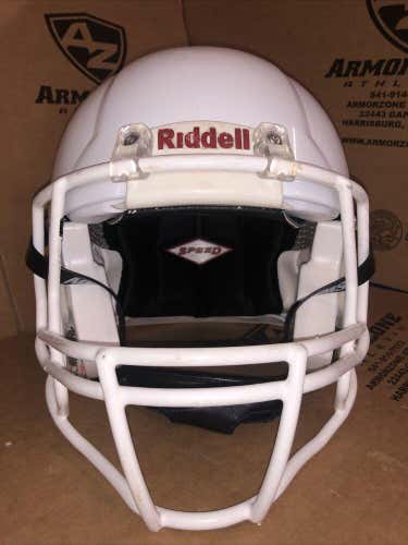 USED RIDDELL ADULT SPEED FOOTBALL HELMET - MEDIUM - WHITE METALLIC