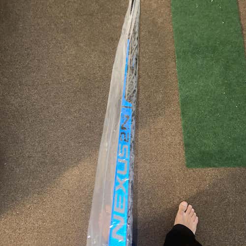 Senior Left Hand Nexus 2N Toe Pattern  Hockey Stick