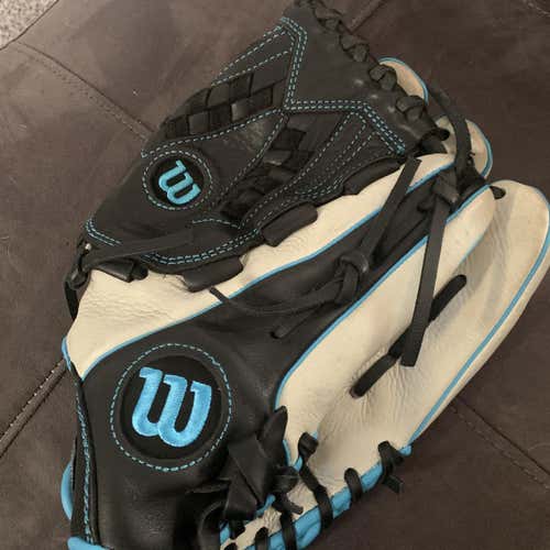 Black Kid Pitch (9YO-13YO) Outfield A800 12.5" Softball Glove