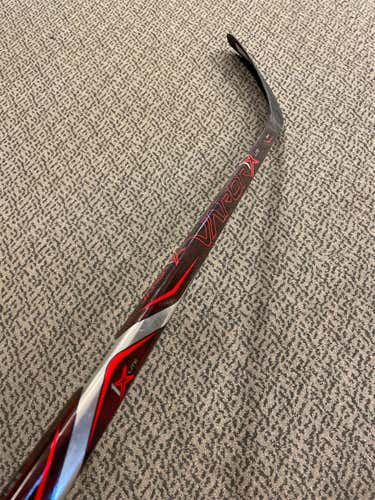 Junior Right Handed Vapor 1X Lite P28 50 Flex Pattern Hockey Stick