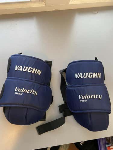 Used Vaughn Velocity 7460 Knee Pads