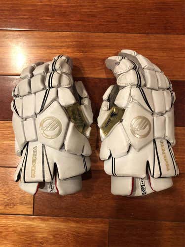 White Used Player's Maverik 12” Lacrosse Gloves