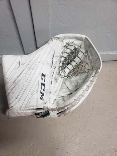 White Used Senior CCM Regular Extreme Flex 4