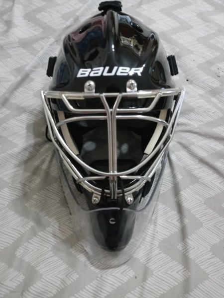 New Senior Bauer 950X Goalie Mask