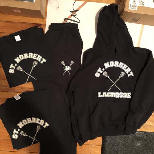 Full St Norbert College Practice Pack Hoodie Sweatpants Shirts Large